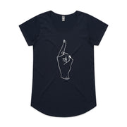 H'oh Shit I'm a Queen White Line Scoop Neck Tee